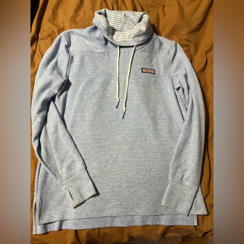 Vineyard vines cowl neck pullover in light blue